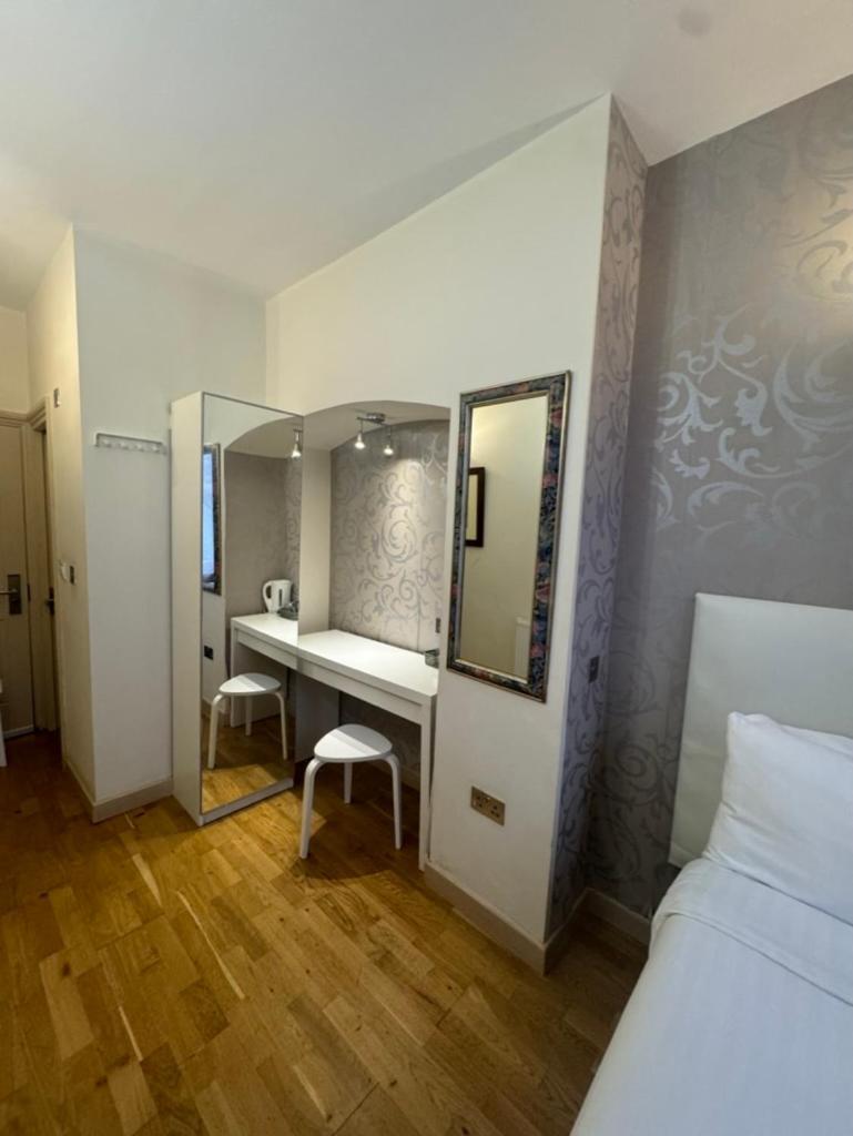 The Paramount Hotel Лондон Экстерьер фото